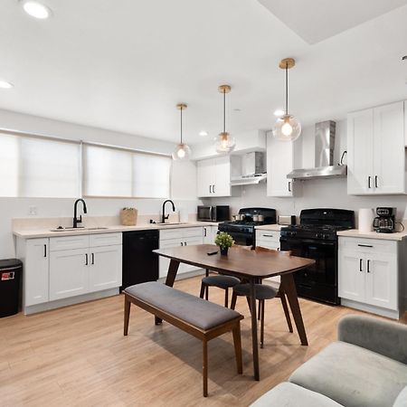 Modern Getaway In The Heart Of La Near Usc, Private Room With Share Living Room And Kitchen Лос Анджелис Екстериор снимка